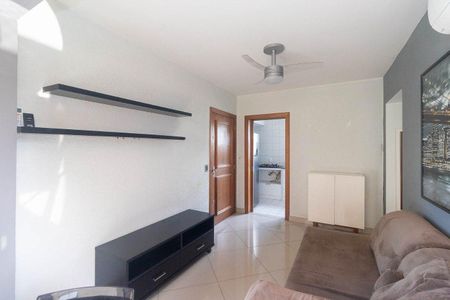 Sala  de apartamento para alugar com 2 quartos, 60m² em São João, Porto Alegre