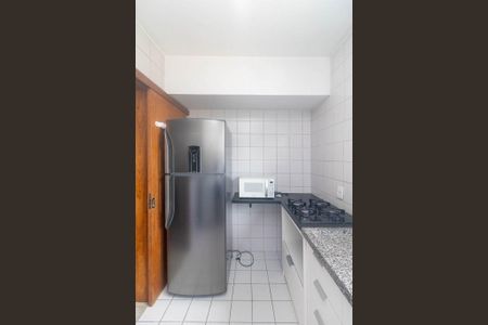 Cozinha  de apartamento para alugar com 2 quartos, 60m² em São João, Porto Alegre