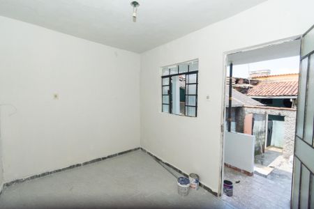 Casa1 - Sala de casa para alugar com 8 quartos, 340m² em Lindéia, Contagem
