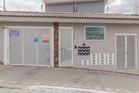 Casa de condomínio à venda com 70m², 2 quartos e 1 vagaFachada