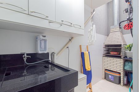 Casa de condomínio à venda com 70m², 2 quartos e 1 vagaÁrea de Serviço