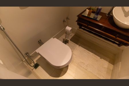 Casa de condomínio à venda com 247m², 4 quartos e 2 vagas