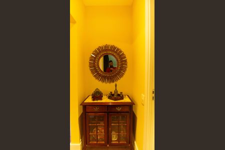 Casa de condomínio à venda com 247m², 4 quartos e 2 vagas