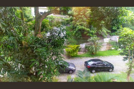 Casa de condomínio à venda com 247m², 4 quartos e 2 vagas