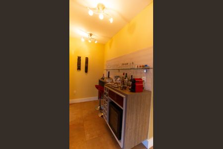 Casa de condomínio à venda com 247m², 4 quartos e 2 vagas