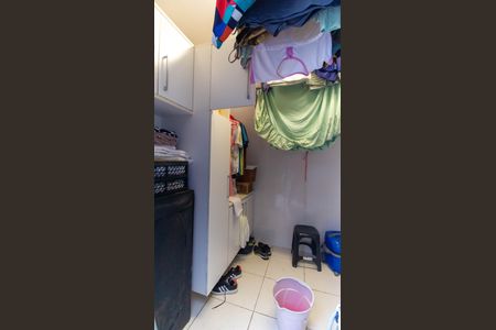 Casa de condomínio à venda com 247m², 4 quartos e 2 vagas