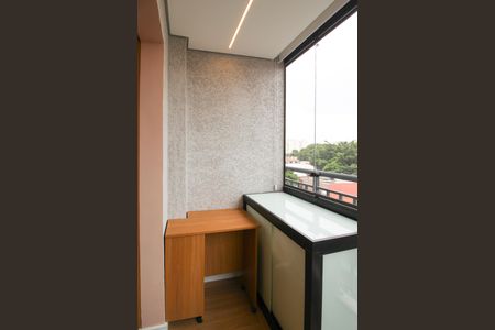 Varanda de kitnet/studio para alugar com 1 quarto, 28m² em Moema, São Paulo