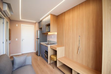 Sala de kitnet/studio para alugar com 1 quarto, 28m² em Moema, São Paulo