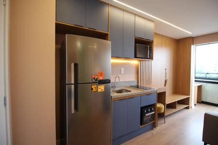 Studio para alugar com 28m², 1 quarto e sem vaga Studio para alugar com 28m², 1 quarto e sem vagaCozinha