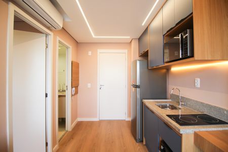 Studio para alugar com 28m², 1 quarto e sem vaga Studio para alugar com 28m², 1 quarto e sem vagaBanheiro