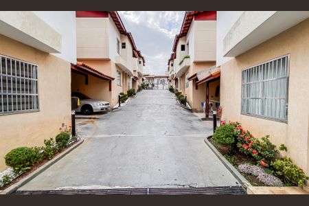 Casa de condomínio à venda com 73m², 2 quartos e 2 vagasGaragem