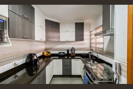 Casa de condomínio à venda com 73m², 2 quartos e 2 vagasCozinha