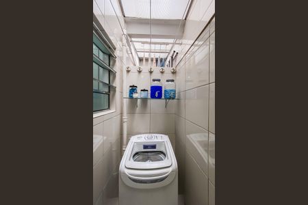 Casa de condomínio à venda com 73m², 2 quartos e 2 vagasÁrea de Serviço