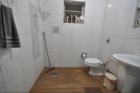 Casa à venda com 260m², 3 quartos e 1 vagaBanheiro 3