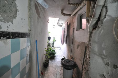 Casa à venda com 260m², 3 quartos e 1 vagaÁrea de serviço 2