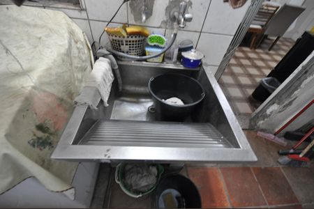 Casa à venda com 260m², 3 quartos e 1 vagaÁrea de serviço 2