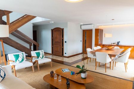 Apartamento à venda com 420m², 4 quartos e 4 vagasSala