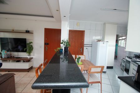 Apartamento para alugar com 69m², 2 quartos e 1 vaga