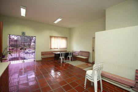 Apartamento para alugar com 69m², 2 quartos e 1 vaga