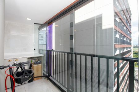 Varanda de apartamento à venda com 2 quartos, 46m² em Pinheiros, São Paulo