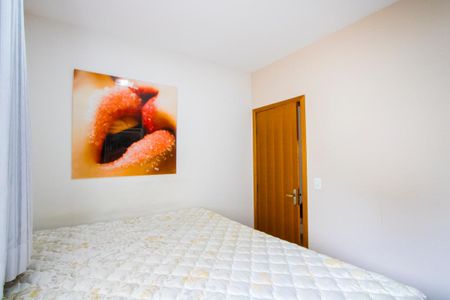 Sala de apartamento à venda com 1 quarto, 39m² em Vila Dora, Santo André