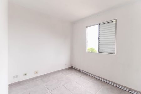 Quarto 1 de apartamento para alugar com 2 quartos, 48m² em Vila Regina, São Paulo