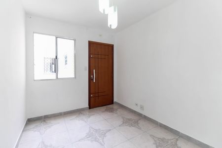 Sala de apartamento para alugar com 2 quartos, 48m² em Vila Regina, São Paulo