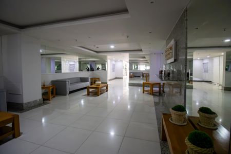 Apartamento para alugar com 70m², 2 quartos e 1 vagaHall de entrada