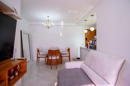 Sala de apartamento para alugar com 2 quartos, 70m² em Bonsucesso, Rio de Janeiro