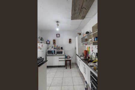 Casa para alugar com 180m², 2 quartos e 2 vagasCozinha