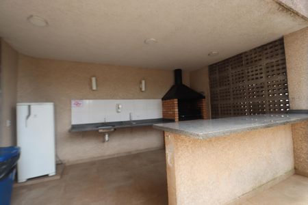 Apartamento para alugar com 37m², 2 quartos e 1 vagaÁrea comum - Churrasqueira