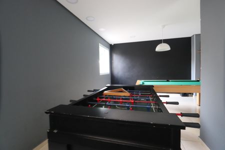 Apartamento para alugar com 37m², 2 quartos e 1 vagaÁrea comum - Sala de Jogos