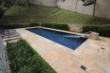 Apartamento para alugar com 37m², 2 quartos e 1 vagaÁrea comum - Piscina