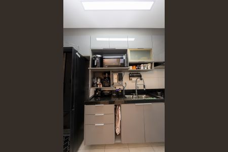 Apartamento à venda com 70m², 2 quartos e 2 vagas Apartamento à venda com 70m², 2 quartos e 2 vagasCozinha