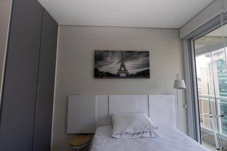 Apartamento à venda com 70m², 2 quartos e 2 vagas Apartamento à venda com 70m², 2 quartos e 2 vagasQuarto