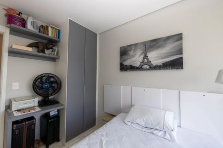 Apartamento à venda com 70m², 2 quartos e 2 vagas Apartamento à venda com 70m², 2 quartos e 2 vagasQuarto