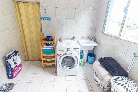 Casa à venda com 240m², 3 quartos e 3 vagas Casa à venda com 240m², 3 quartos e 3 vagasÁrea de Serviço