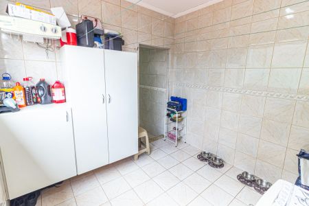 Casa à venda com 240m², 3 quartos e 3 vagas Casa à venda com 240m², 3 quartos e 3 vagasÁrea de Serviço