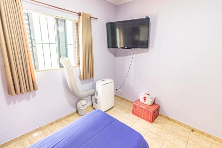 Casa à venda com 240m², 3 quartos e 3 vagas Casa à venda com 240m², 3 quartos e 3 vagasQuarto 1