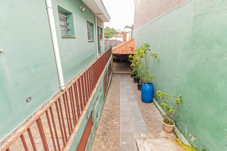 Casa à venda com 240m², 3 quartos e 3 vagas Casa à venda com 240m², 3 quartos e 3 vagasQuintal