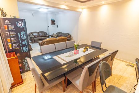 Sala de casa à venda com 3 quartos, 240m² em Vila Oratorio, São Paulo