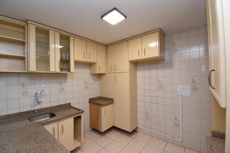 Casa para alugar com 80m², 3 quartos e 3 vagasCozinha