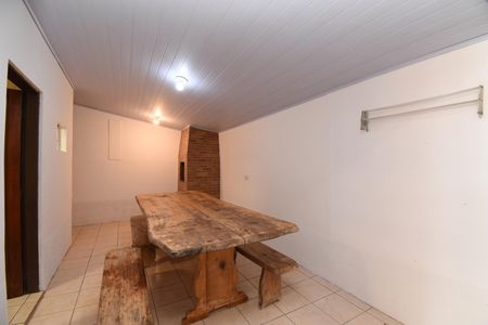 Casa para alugar com 80m², 3 quartos e 3 vagasÁrea com Churrasqueira