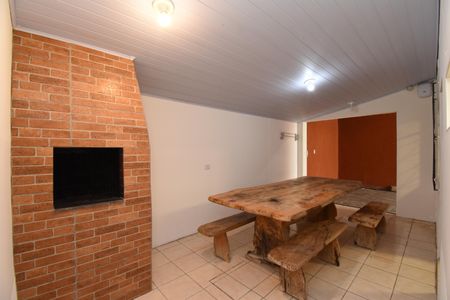 Casa para alugar com 80m², 3 quartos e 3 vagasÁrea com Churrasqueira