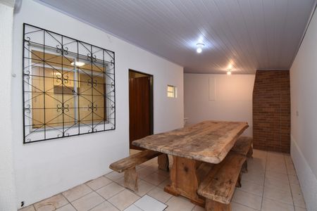 Casa para alugar com 80m², 3 quartos e 3 vagasÁrea com Churrasqueira