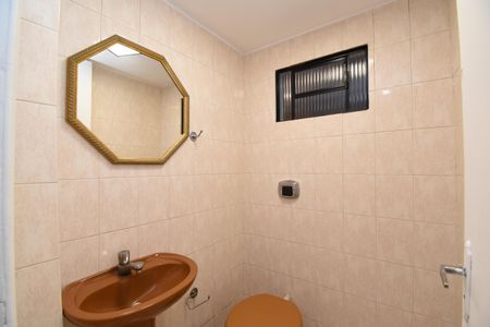 Casa para alugar com 80m², 3 quartos e 3 vagasLavabo