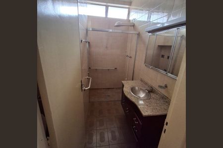 Foto 07 de casa à venda com 3 quartos, 160m² em Vila Romano, São Paulo