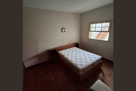 Foto 11 de casa à venda com 3 quartos, 160m² em Vila Romano, São Paulo