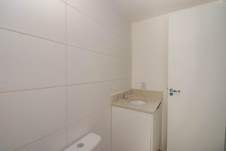 Apartamento para alugar com 61m², 2 quartos e 1 vaga Apartamento para alugar com 61m², 2 quartos e 1 vagaBanheiro da Suíte