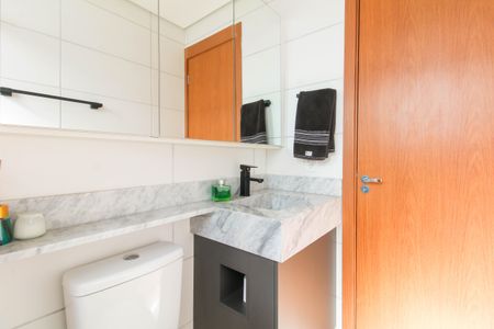 Apartamento para alugar com 52m², 2 quartos e 1 vaga Apartamento para alugar com 52m², 2 quartos e 1 vagaBanheiro